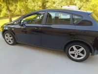 Usado Seat Leon Sport 125 CV (91 kW) 2010 Negro Utilitario