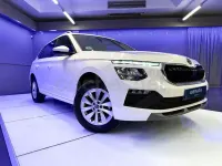 Usado Skoda Kamiq Selection 115 CV (84 kW) 2024 Blanco SUV