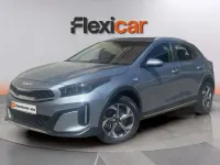 Usado Kia XCeed 120 CV (88 kW) 2023 Gris SUV