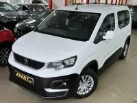 Usado Peugeot Rifter Active 100 CV (73 kW) 2021 Blanco Monovolumen