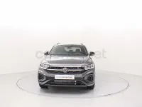 Usado VW T-Roc R-line 150 CV (110 kW) 2025 Gris / plata SUV
