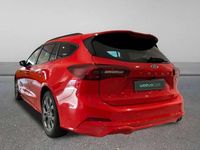 Usado Ford Focus ST-Line 126 CV (92 kW) 2024 Rojo Familiar