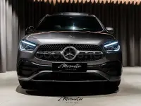 Usado Mercedes GLA180 136 CV (100 kW) 2022 Gris / plata SUV