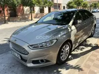 Usado Ford Mondeo Trend 120 CV (88 kW) 2015 Beige Berlina