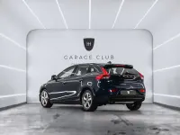 Usado Volvo V40 Kinetic 180 CV (132 kW) 2014 Azul Berlina