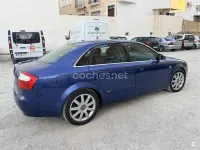 Usado Audi A4 130 CV (95 kW) 2004 Azul Berlina
