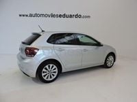 Usado VW Polo Advance 95 CV (69 kW) 2020 Gris / plata Utilitario