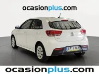 Usado Kia Rio 84 CV (61 kW) 2018 Blanco Utilitario