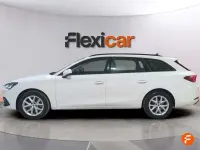 Usado Seat Leon Style 150 CV (110 kW) 2021 Blanco Utilitario