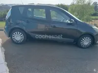 Usado Renault Scénic III Expression 95 CV (69 kW) 2012 Negro Monovolumen