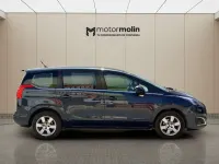 Usado Peugeot 5008 Active 115 CV (84 kW) 2013 Azul Monovolumen