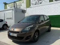 Usado Renault Grand Scénic Dynamique 130 CV (95 kW) 2011 Beige Monovolumen