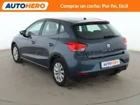 Usado Seat Ibiza Style 80 CV (58 kW) 2018 Gris Utilitario