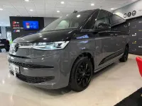 Usado VW Multivan 150 CV (110 kW) 2023 Gris / plata Monovolumen