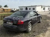 Usado Audi A6 150 CV (110 kW) 2002 Azul Berlina