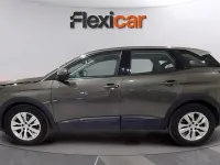 Usado Peugeot 3008 Active 131 CV (96 kW) 2019 Gris SUV