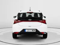 Usado Hyundai i20 101 CV (74 kW) 2022 Blanco Utilitario