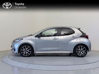 Usado Toyota Yaris Hybrid Style 116 CV (85 kW) 2022 Gris / plata Berlina