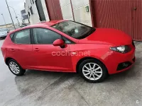 Usado Seat Ibiza Style 90 CV (66 kW) 2011 Rojo Berlina