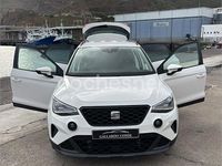 Usado Seat Arona Style 110 CV (80 kW) 2023 Blanco SUV