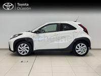 Usado Toyota Aygo X Play 72 CV (52 kW) 2024 Blanco SUV