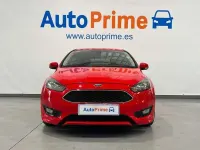 Usado Ford Focus Sport 125 HP (91 kW) 2016 Vermelho Sedan
