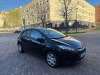 Usado Ford Fiesta Trend 69 CV (50 kW) 2010 Negro Utilitario