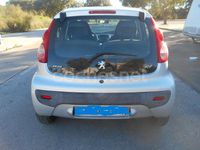 Usado Peugeot 107 68 CV (50 kW) 2007 Gris / plata Utilitario