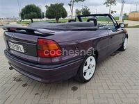 Usado Opel Astra Cabriolet 115 CV (84 kW) 1995 Violeta / lila Descapotable