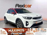Usado Kia Stonic 120 CV (88 kW) 2018 Blanco SUV