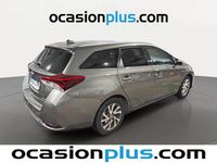 Usado Toyota Auris Hybrid Active 136 CV (100 kW) 2017 Gris Familiar