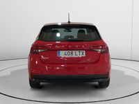 Usado Skoda Fabia 111 CV (81 kW) 2021 Rojo Utilitario