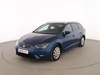 Usado Seat Leon Ecomotive 110 CV (80 kW) 2015 Azul Familiar