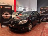 Usado Toyota Auris Active 90 CV (66 kW) 2011 Negro Utilitario