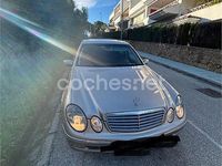 Usado Mercedes E270 Elegance 170 CV (125 kW) 2003 Beige Berlina