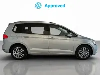 Usado VW Touran 150 CV (110 kW) 2025 Gris / plata Monovolumen