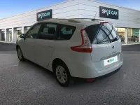 Usado Renault Scénic LIMITED 110 CV (80 kW) 2016 Blanco Monovolumen