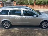 Usado Opel Astra Enjoy 105 CV (77 kW) 2006 Gris / plata Familiar