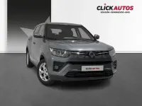 Usado SsangYong Tivoli 128 CV (94 kW) 2023 Gris / plata SUV