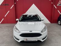 Usado Ford Focus Trend 95 CV (69 kW) 2017 Blanco Familiar