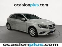 Usado Mercedes A180 Style 109 CV (80 kW) 2013 Gris plata Utilitario