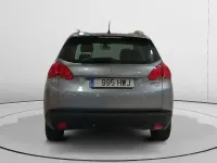 Usado Peugeot 2008 Active 92 CV (67 kW) 2014 Gris / plata SUV