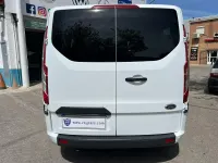 Usado Ford Transit Custom Trend 105 CV (77 kW) 2017 Blanco Familiar