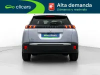 Usado Peugeot e-2008 Allure 100 kW (136 CV) 2022 Gris SUV