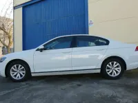 Usado VW Passat Business 120 CV (88 kW) 2020 Blanco Berlina