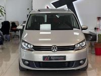 Usado VW Touran Advance 105 CV (77 kW) 2012 Gris Monovolumen