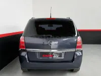 Usado Opel Zafira Cosmo 150 CV (110 kW) 2006 Gris / plata Monovolumen