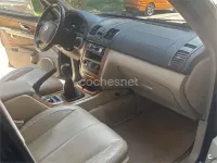 Usado SsangYong Rexton 165 CV (121 kW) 2005 Negro SUV