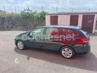 Usado Peugeot 308 SW Style 130 CV (95 kW) 2021 Negro Familiar