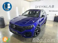 Käytetty VW Touareg R 340 HP (250 kW) 2021 Musta Katumaasturi